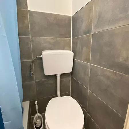 Suiteable Living - Koln-ehrenfeld Central, Free Parking, Fully Equipped Apartmán *